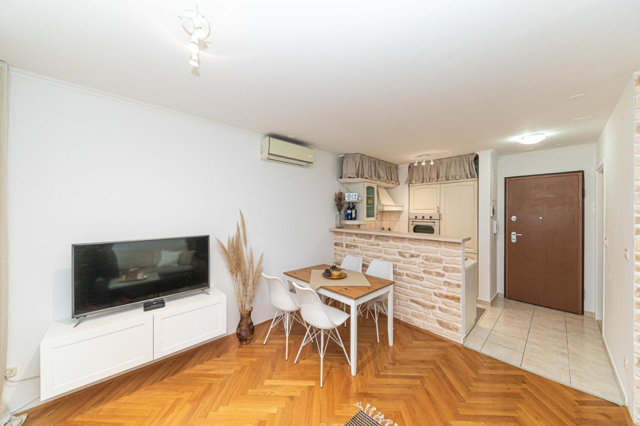Malea Suite Split Extérieur photo